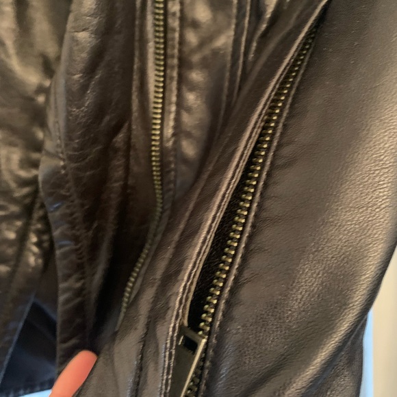 Danier Leather Bomber Jacket - Picture 7 of 7